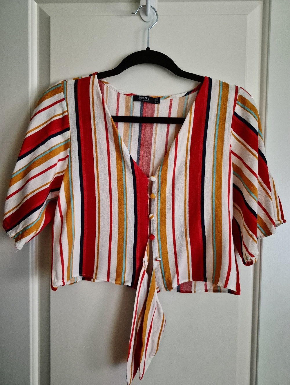 09 Striped Tie-front Top | Bershka